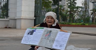 cụ bà 88 tuổi với hành trình đòi nhà, đòi sự sống