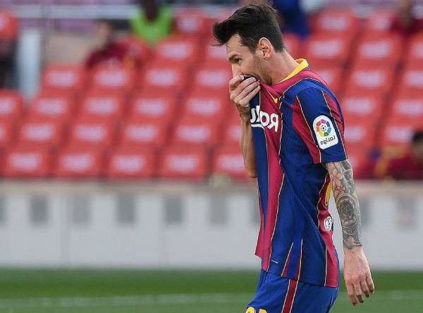 tin-barca-ngay-29-1-barca-ganh-no-gan-12-ty-euro