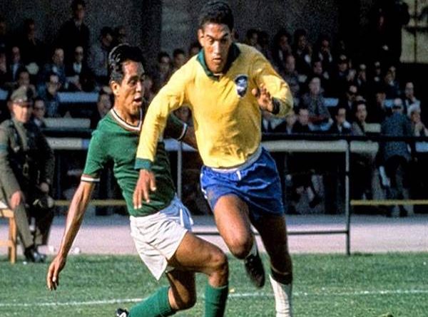 Top 5 cầu thủ huyền thoại Brazil nổi tiếng nhất thế giới