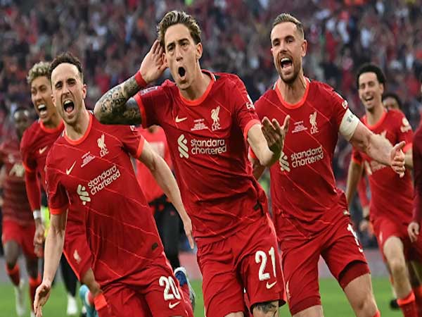 Liverpool (889 triệu Euro) 
