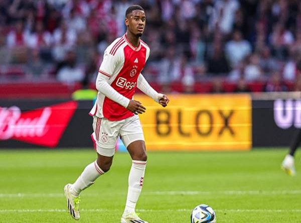 Chuyển nhượng Arsenal 11/1: Arsenal bít cửa mua thần đồng Ajax