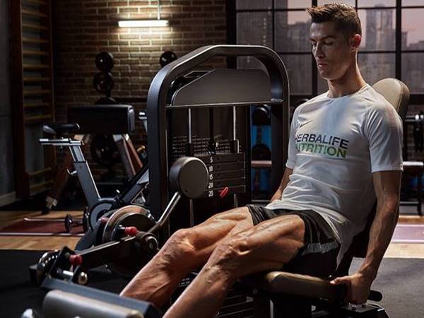 Lịch tập gym cho cầu thủ bóng đá Lịch tập gym cho cầu thủ bóng đá