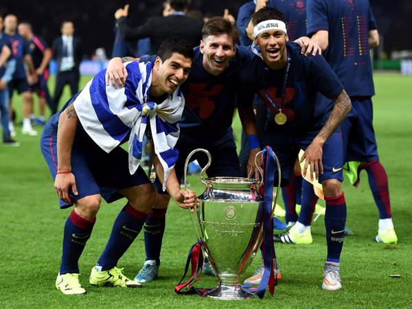 Cú ăn ba của Barca gồm những danh hiệu nào?