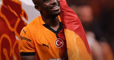Galatasaray chính thức chiêu mộ tiền đạo Victor Osimhen