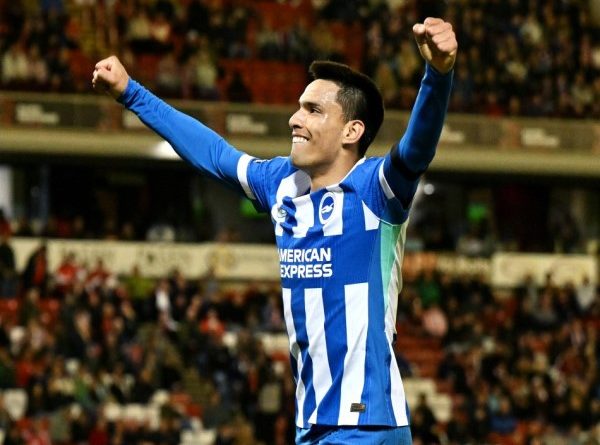 Tin Chelsea: nhắm 'hiện tượng' Diego Gomez chi 135 triệu bảng