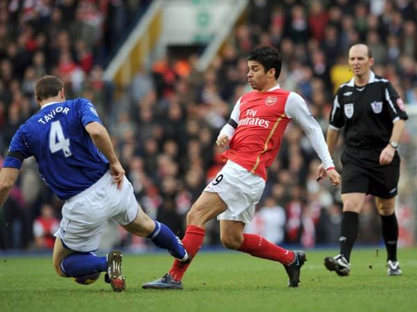 Nhìn lại nững lần cầu thủ Arsenal bị chấn thương nghiêm trọng