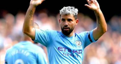 Tiền đạo Man City