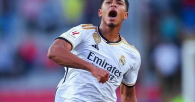 Chuyển nhượng MU: Quỷ Đỏ được khuyên chiêu mộ Bellingham