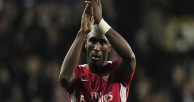 Thành tích các hậu vệ hay nhất của Arsenal